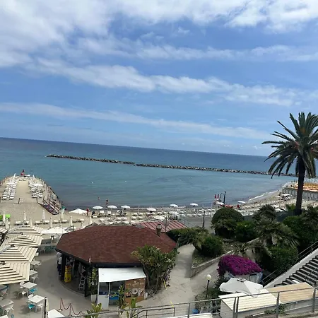 Historic Center Sanremo,10 Min To The Sea Διαμέρισμα Σαν Ρέμο