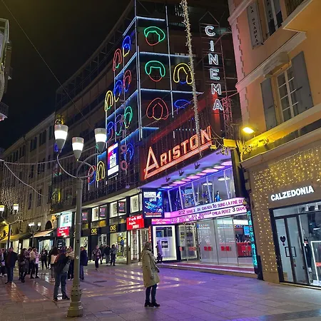 Historic Center Sanremo,10 Min To The Sea Σαν Ρέμο