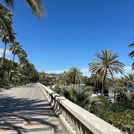 Historic Center Sanremo,10 Min To The Sea Apartment *