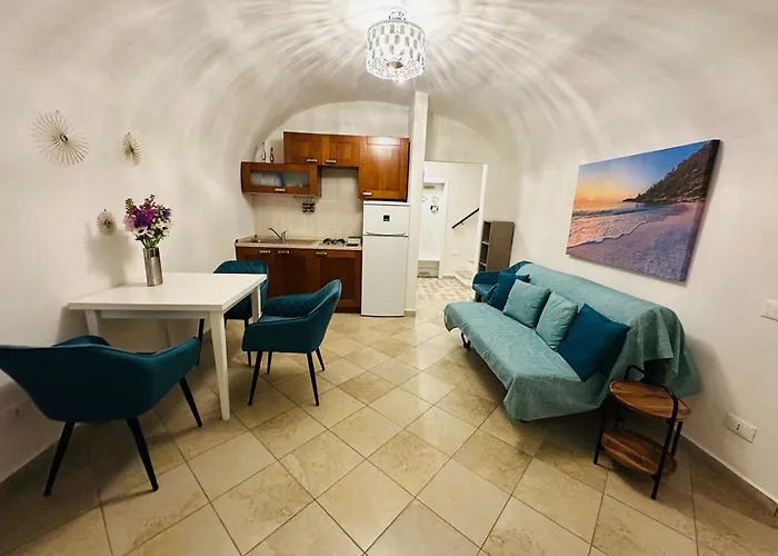 Historic Center Sanremo,10 Min To The Sea Apartment *